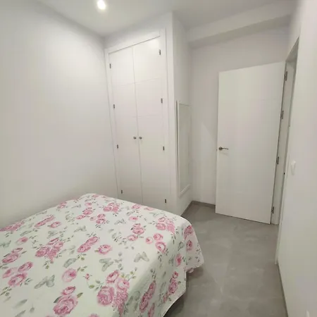 Nuevo 2 Centro De Conil Apartamento *