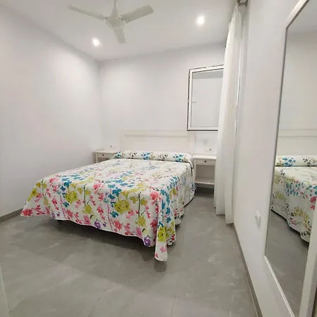 Nuevo 2 Centro De Conil * Cádiz